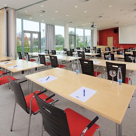 Orea Hotel Atrium Otrokovice Ngoại thất bức ảnh