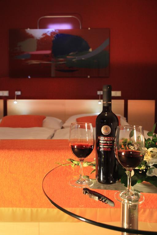 Orea Hotel Atrium Otrokovice Phòng bức ảnh