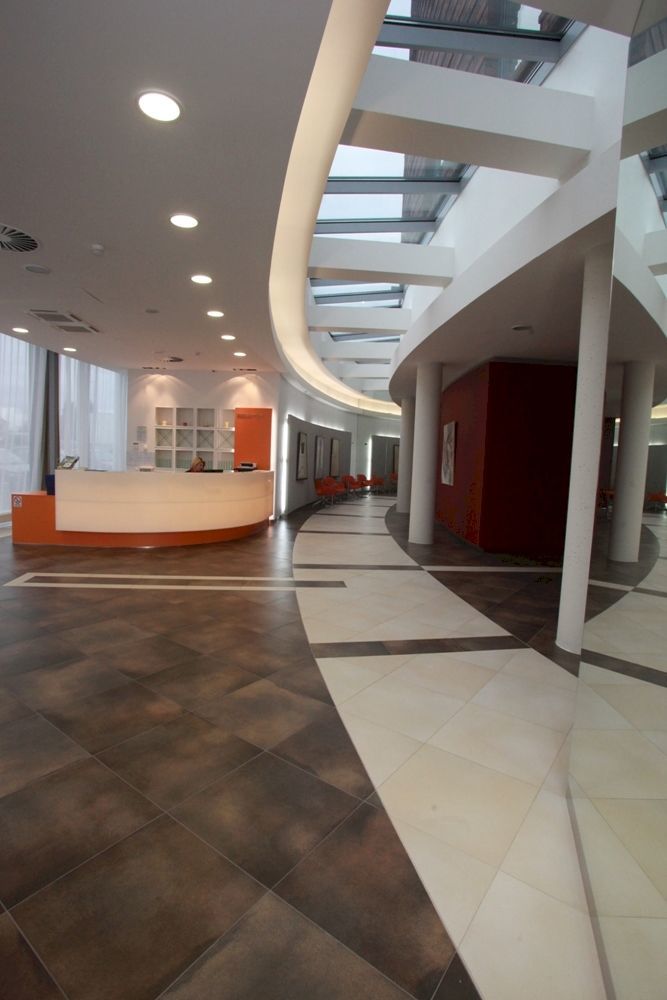Orea Hotel Atrium Otrokovice Ngoại thất bức ảnh